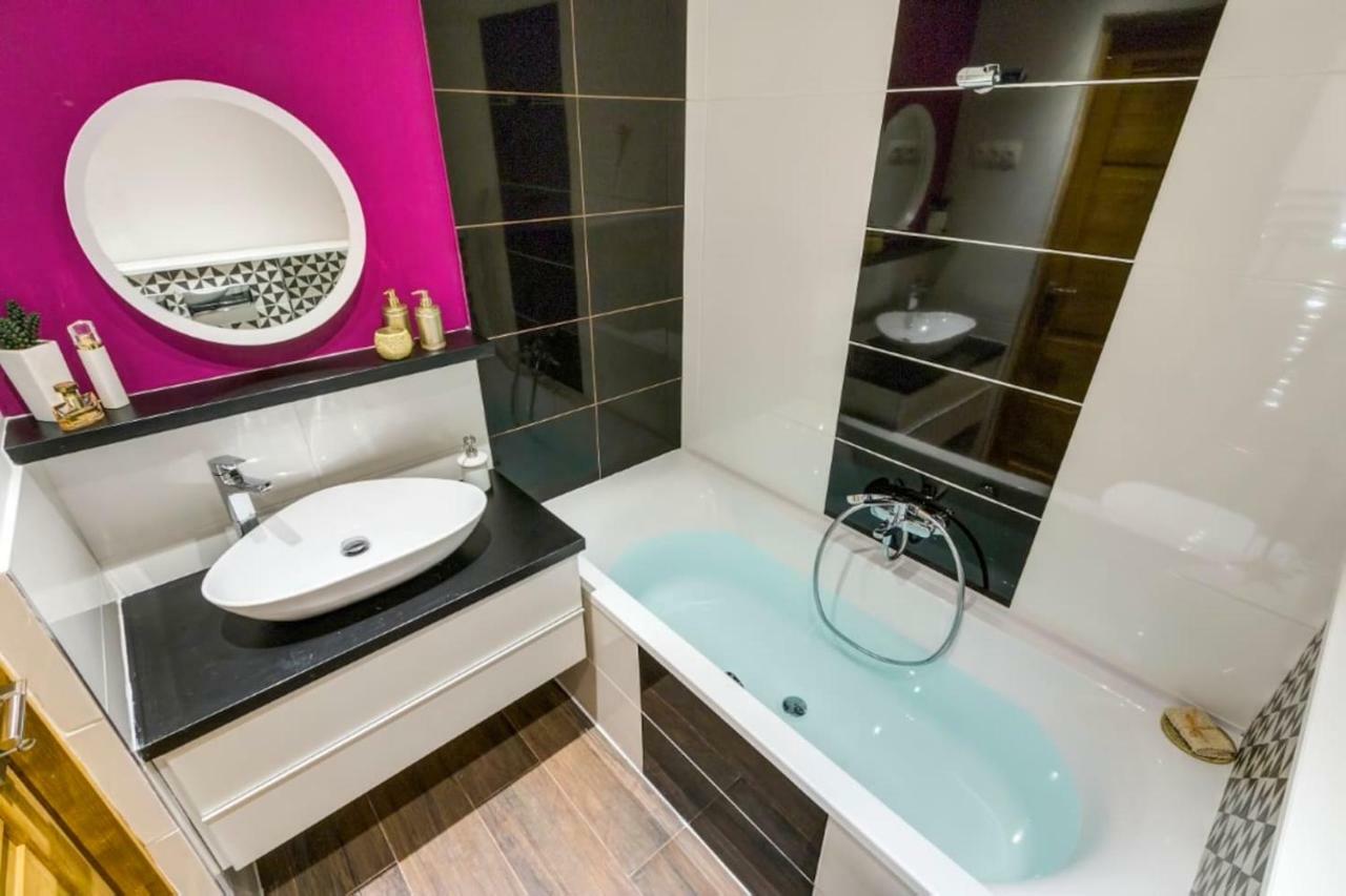 Cozy Downtown Studio Apartment Budapesta Exterior foto